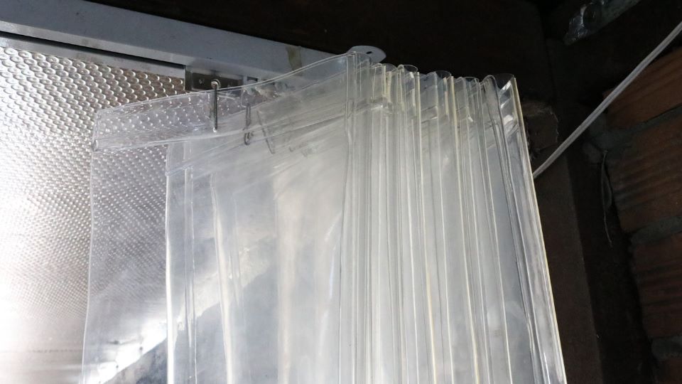 Cấu tạo rèm nhựa ngăn lạnh PVC