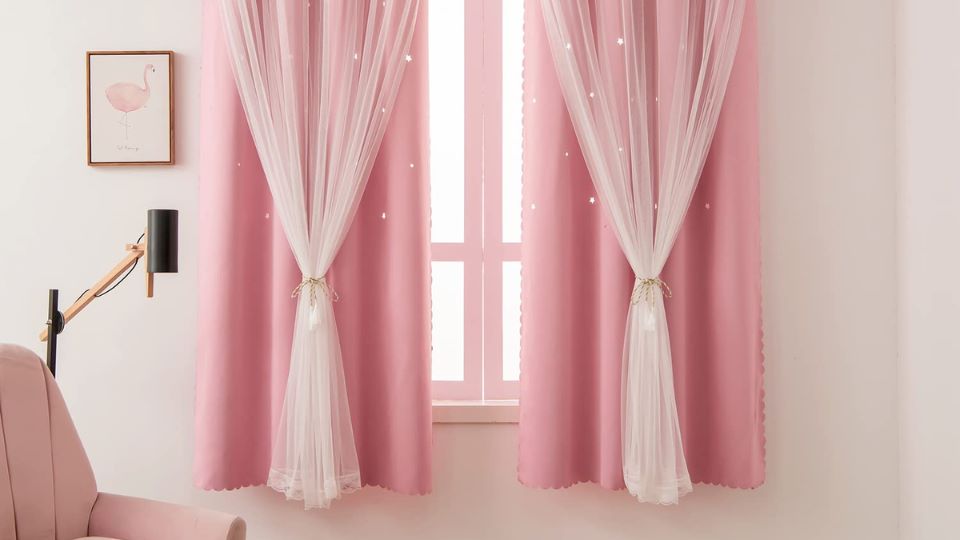 Rèm cửa màu hồng phấn ngọt ngào